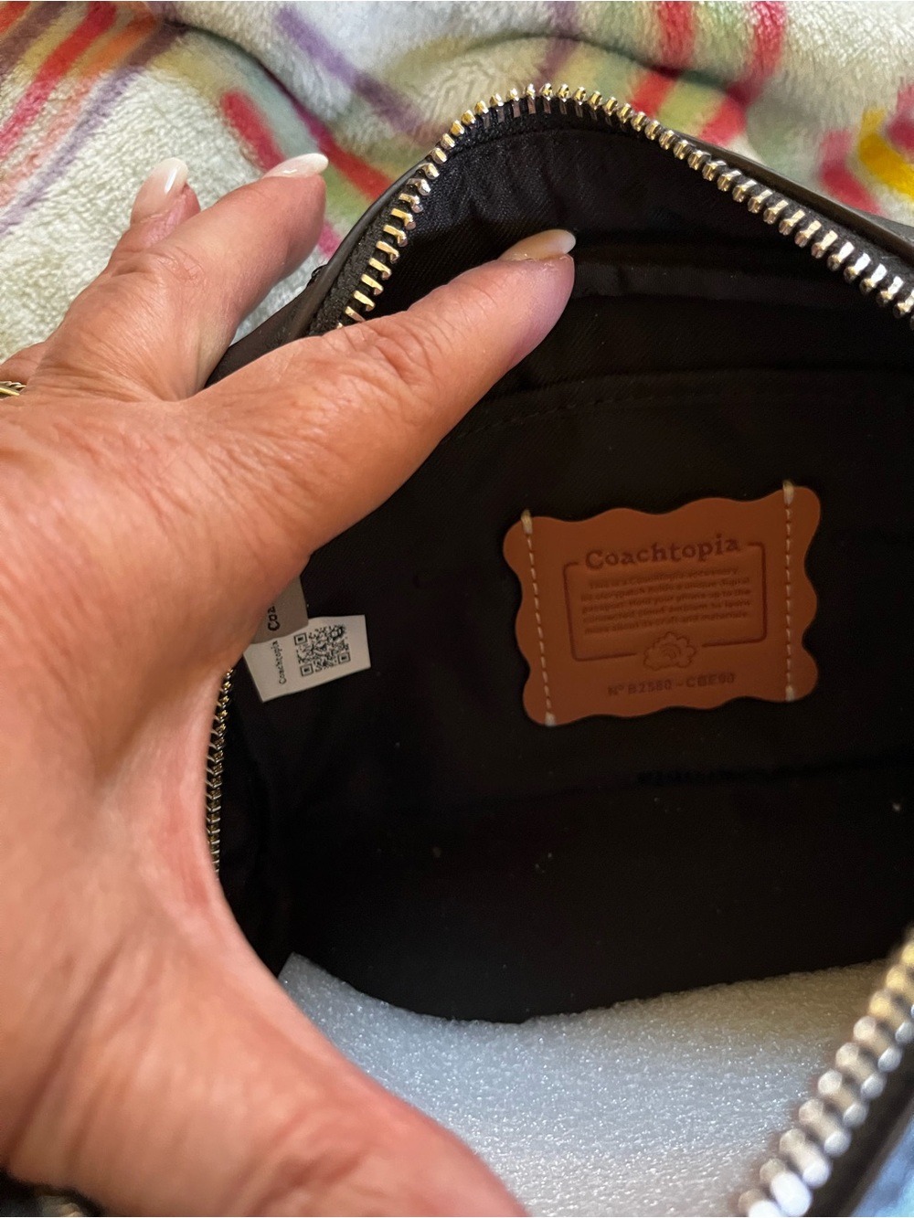 Coachtopia Alter Ego Black Leather Cosmetic Bag - Picture 15 of 16